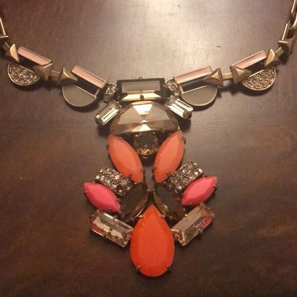 Stella and Dot Art Deco design necklace - Picture 2 of 5